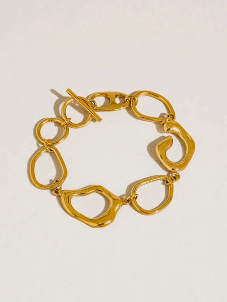 Capucine Link Toggle Bracelet