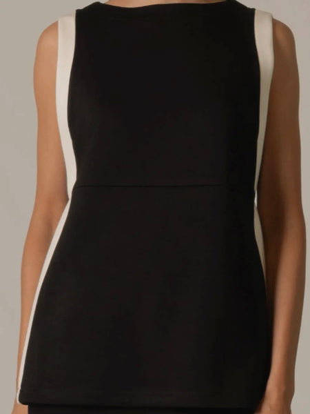 Cara Contrast Border Top in Black