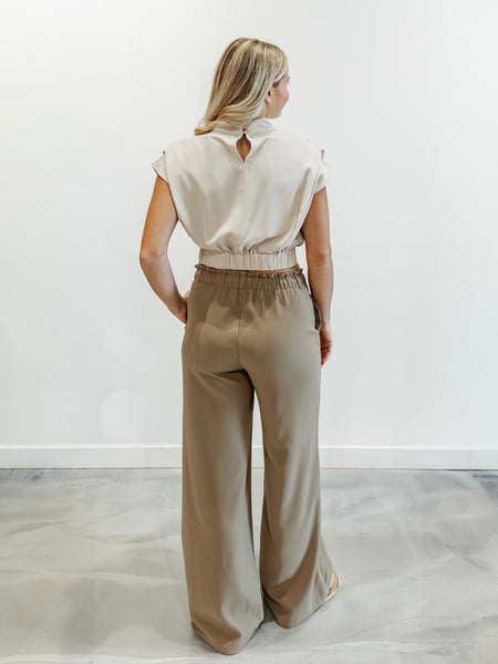Pleated Top in Natural