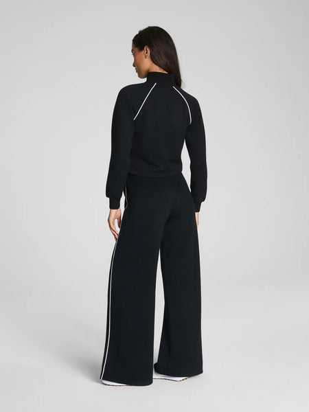 AirPique Longsleeve Jumpsuit in Very Black