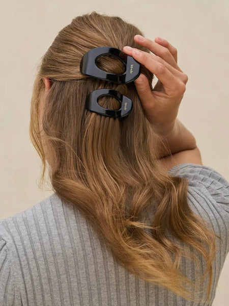 Black Flat Cloud Clip Small