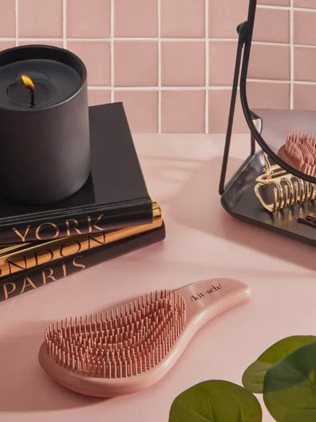 Detangling Brush in Terracotta