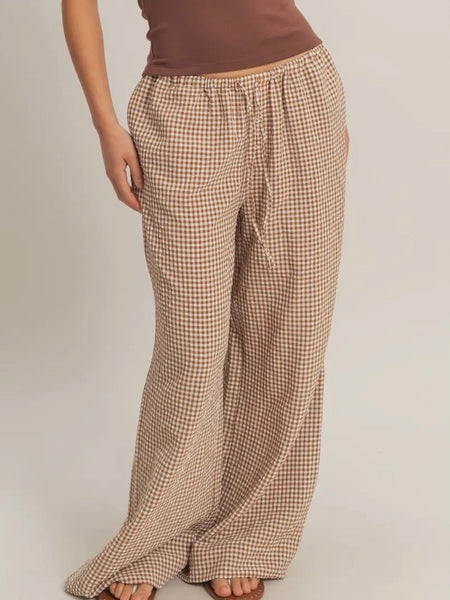 Bring The Gingham Pant in Brown