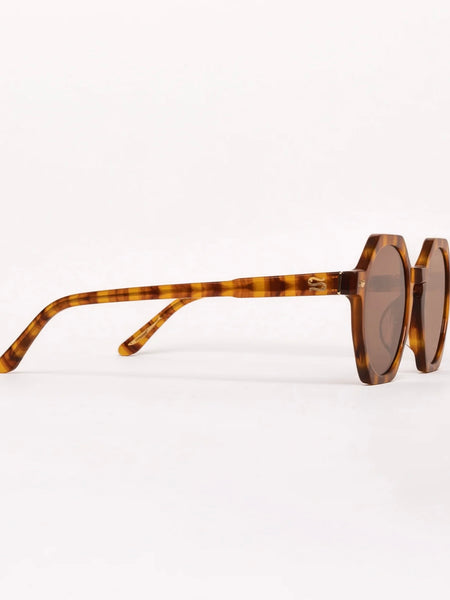 Millie Sunnies in Match Play