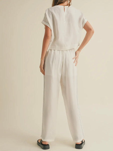 Seams To Me Pant in Ecru