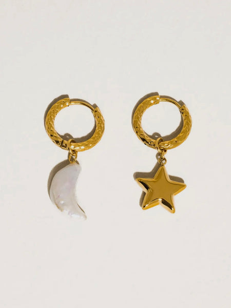 Tillyn Mismatch Moon & Star Earrings