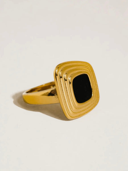 Auricca Abstract Ring in Black