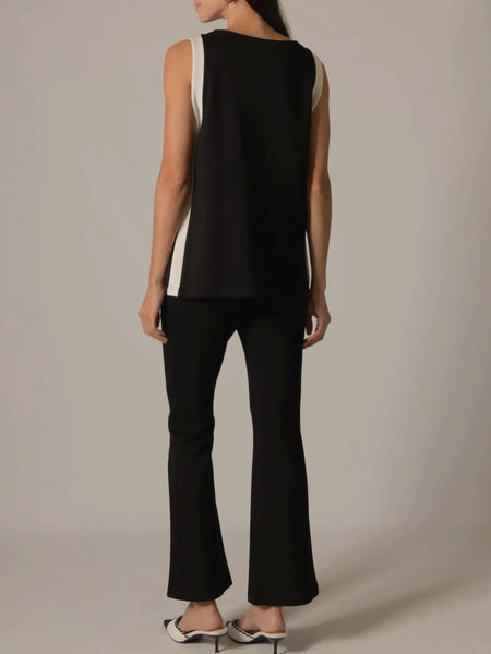 Cara Contrast Border Top in Black