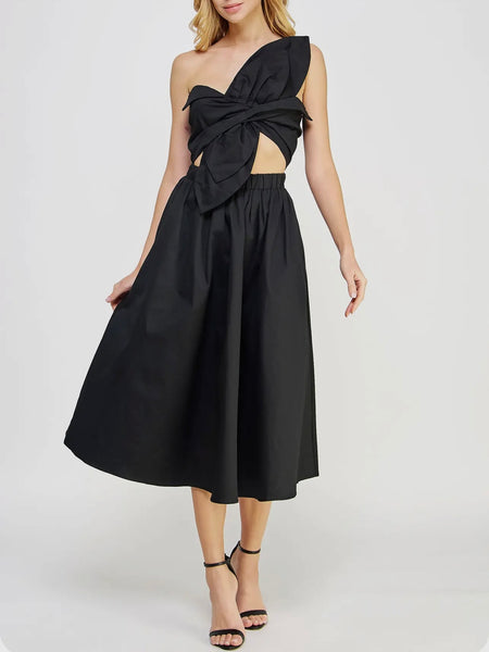 He Loves Me Knot Dress in Black