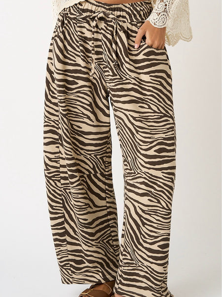 Where The Wild Things Run Pant in Brown