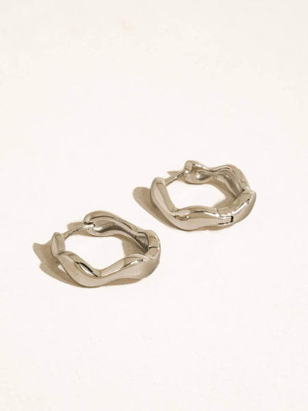 Bellac Wavy Hoop Earrings in Silver
