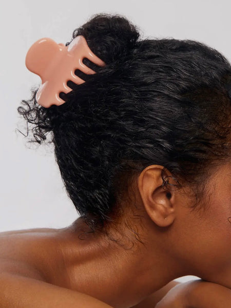 Recycled Plastic Puffy Cloud Clip in Rosewood