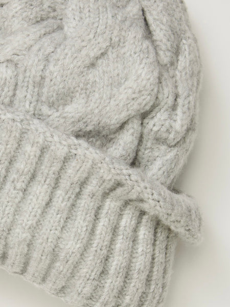 Coast Line Beanie in Grey