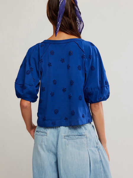 Jessie Eyelet Tee in Navy Combo