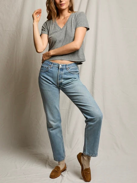 Beckett V Neck Tee in Heather Grey