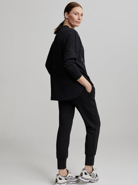 Paige Longline Sweat in Black