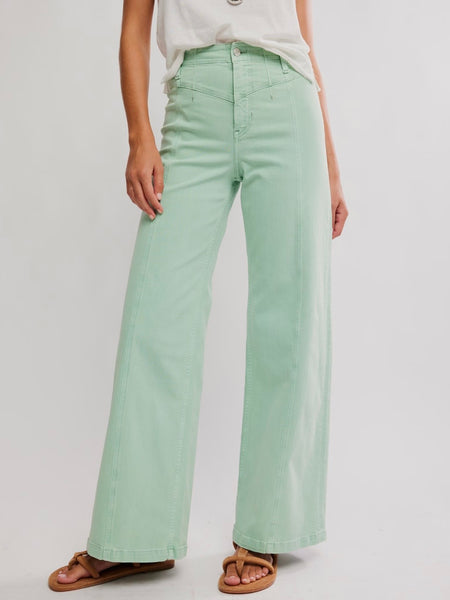 Libre Wide Leg Jean in Cameo Green