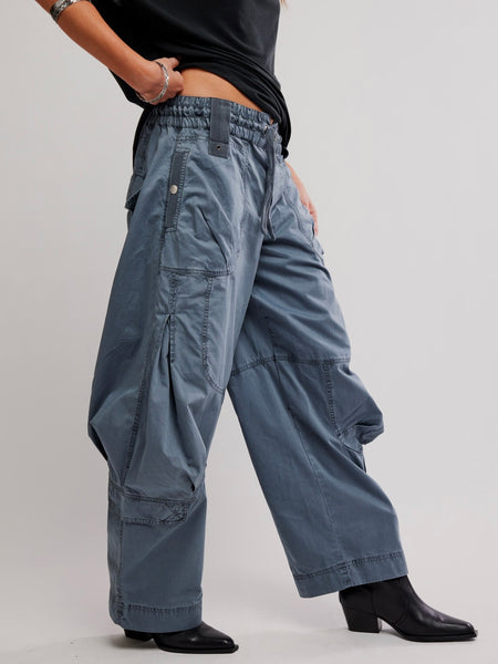 Onset Parachute Pant in Steel