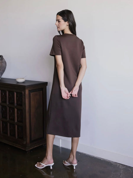 Sarah Short Sleeve Midi Dress in Cocoa