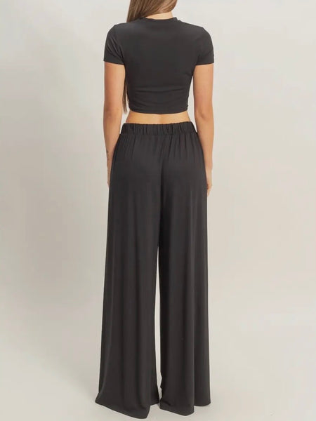 A Set Above The Rest in Black