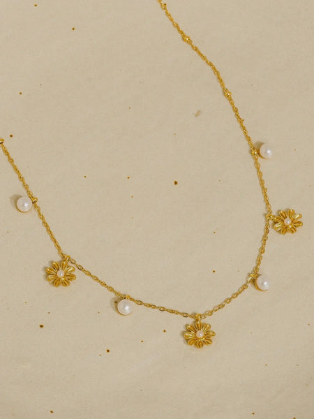 Alita Floral Pearl Necklace