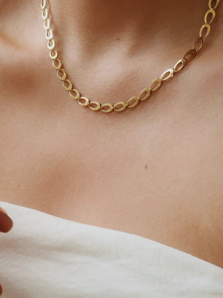 Thessaly Oval Link Chain Necklace