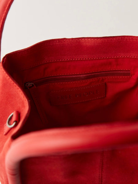 Barlow Bucket Bag in Goji