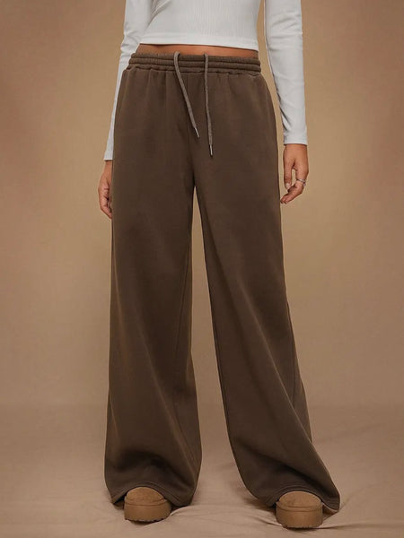 You Want A Fleece Of Me Sweatpants in Coffee