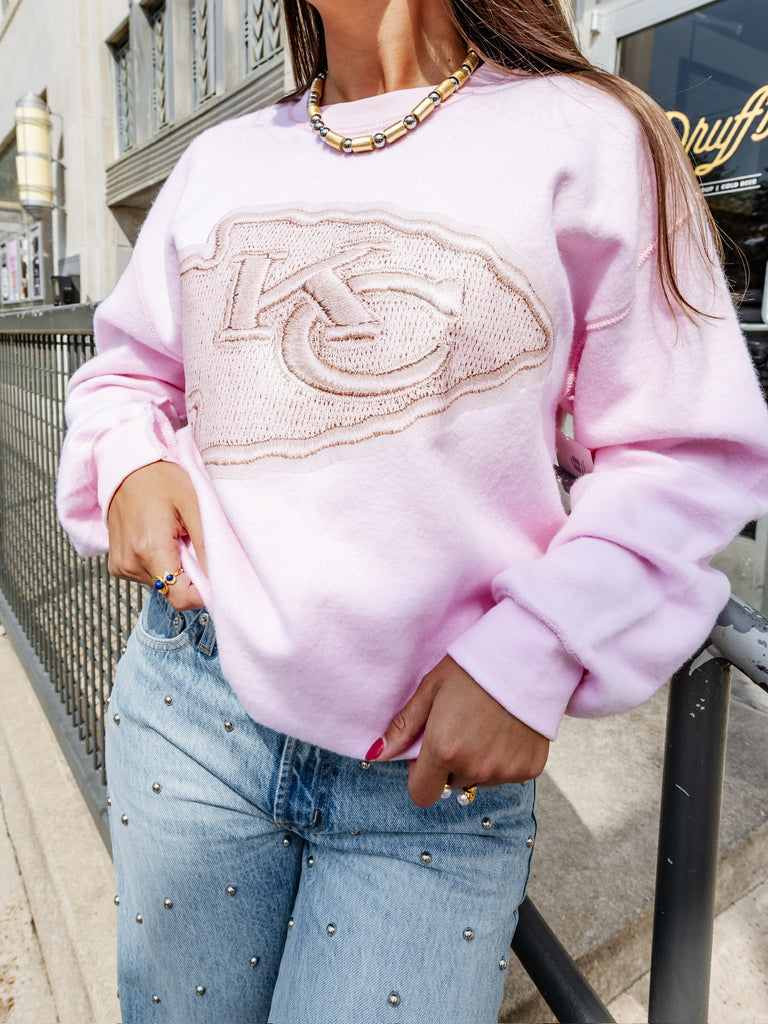 Fleece Arrowhead Sweatshirt in Pink