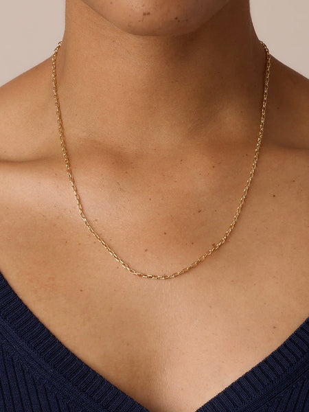 Atlas Delicate Lariat