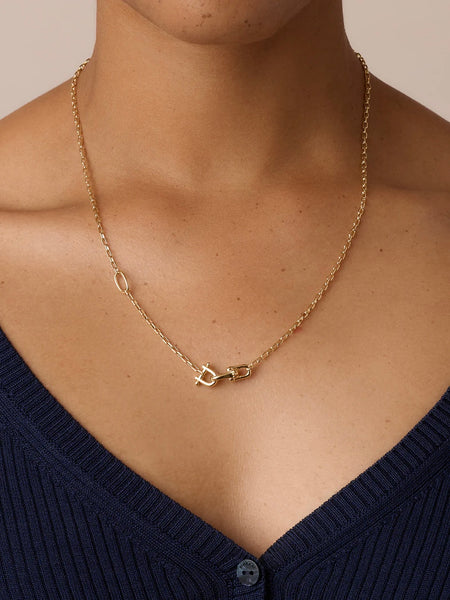Atlas Delicate Lariat