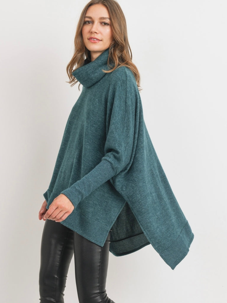 Cherish The Girl Cowl Sweater in Hunter Green