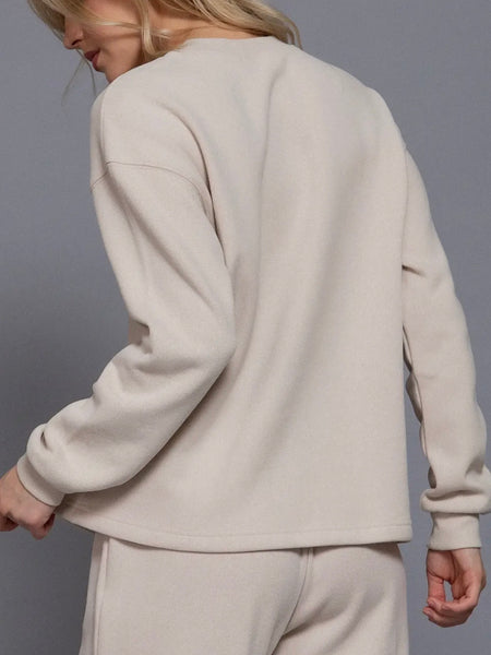 On The Reg Sweatshirt in Beige