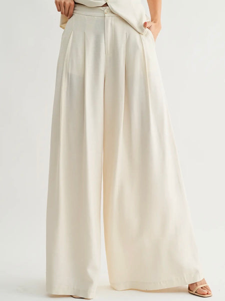 High Power Pants in Cream
