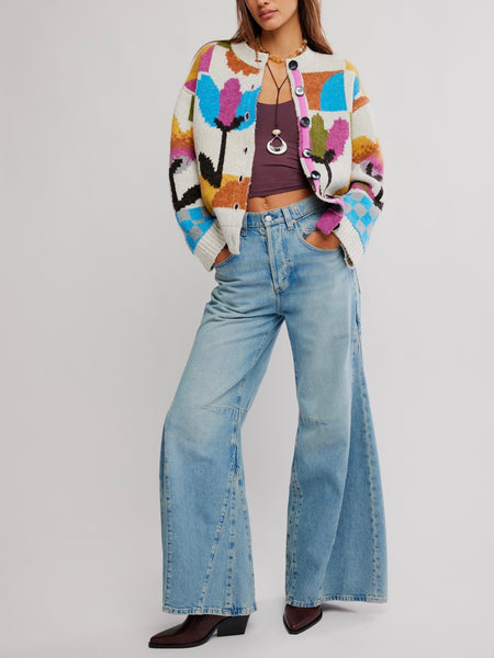 Tulip Whirl Cardigan in Ivory Combo