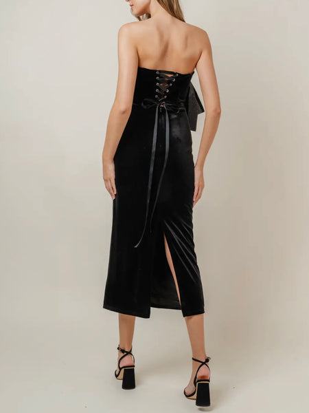 A Beauty In Bows Dress in Black