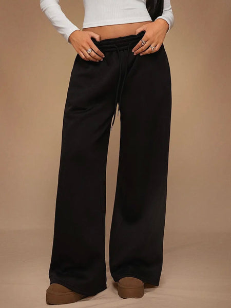 You Want A Fleece Of Me Sweatpants in Black