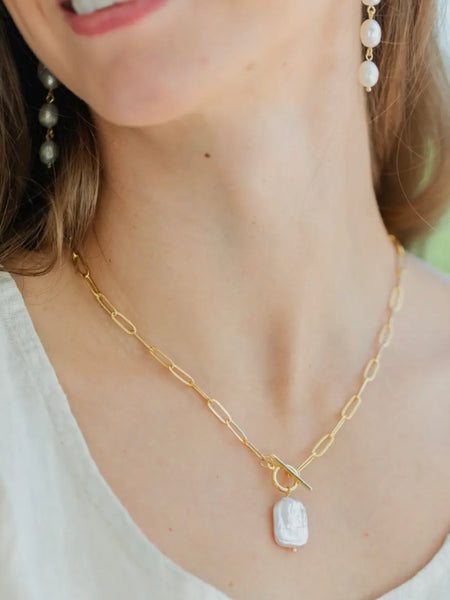 Baroque Pearl Toggle Necklace
