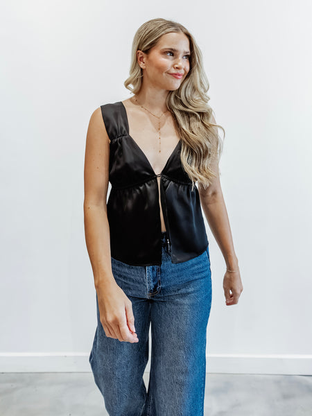 Button Your Lips Top in Black