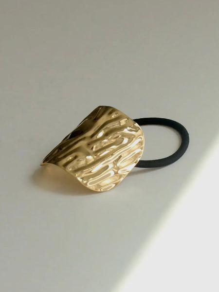 Wavy Hair Cuff in Gold