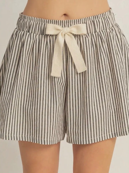 No Time To Waist Short in Black