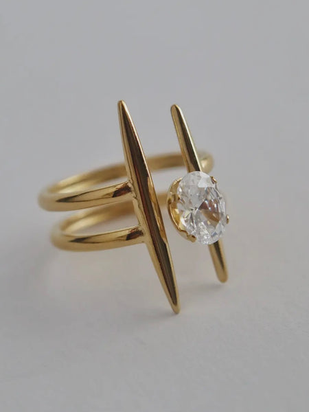 Lunara Bar Ring
