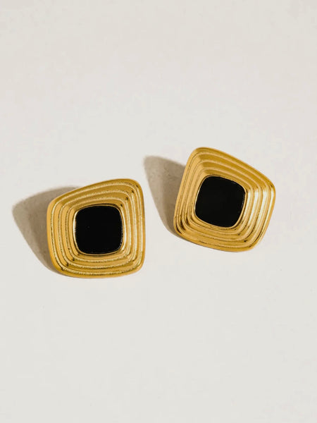 Solenne Enamel Square Earrings in Black
