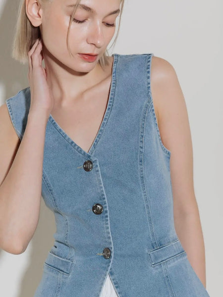 Denim Does Vest in Light Blue