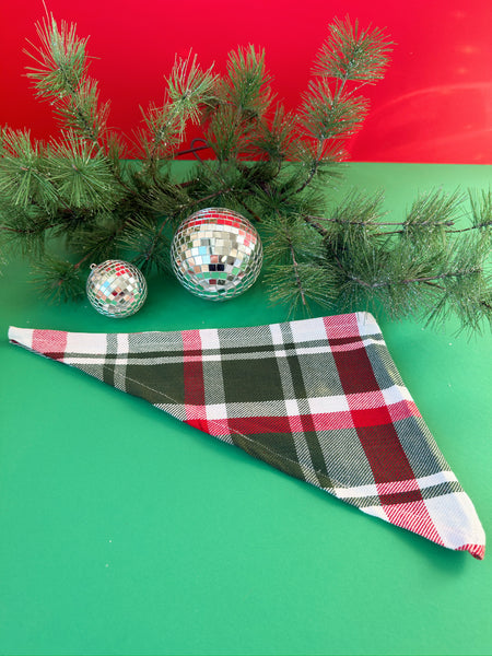 Flannel Dog Scarf in Classic Christmas