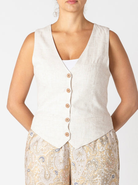 Tres Chic Vest in Linen