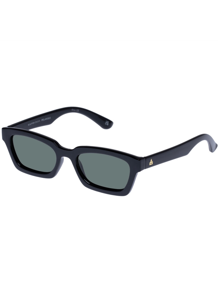 Sculptor Sunnies in Black