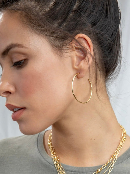 Taner Hoops in Gold
