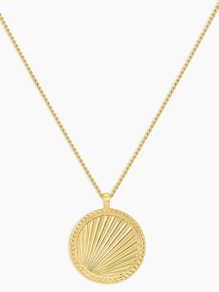 Sunny Pendant Necklace