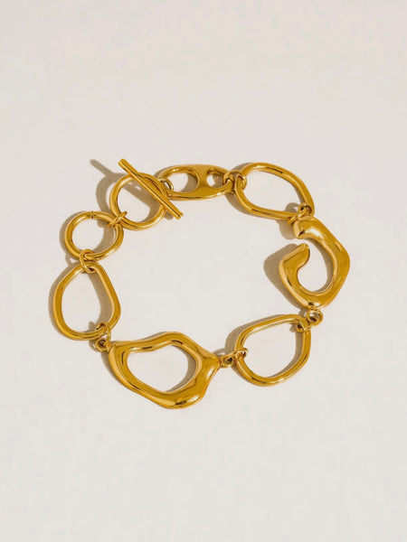 VVI Relaxed Short in Earth Mother Raw Hem